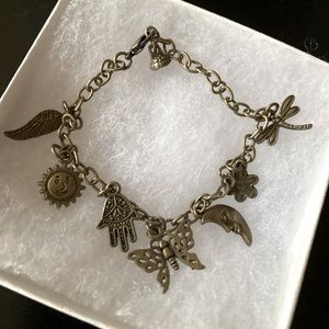 Charm bracelet